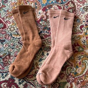 Nike Athletic Crew Socks Brown Tan Ribbed